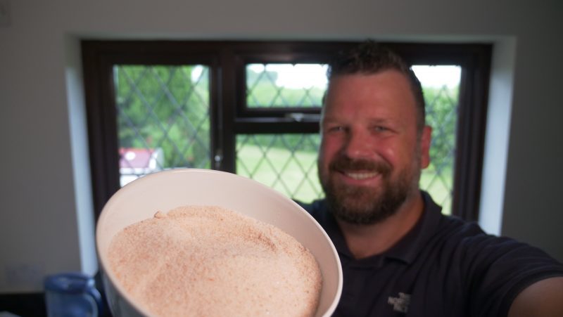 How much salt do I need for chilli sauce fermentations? 2 P1033491